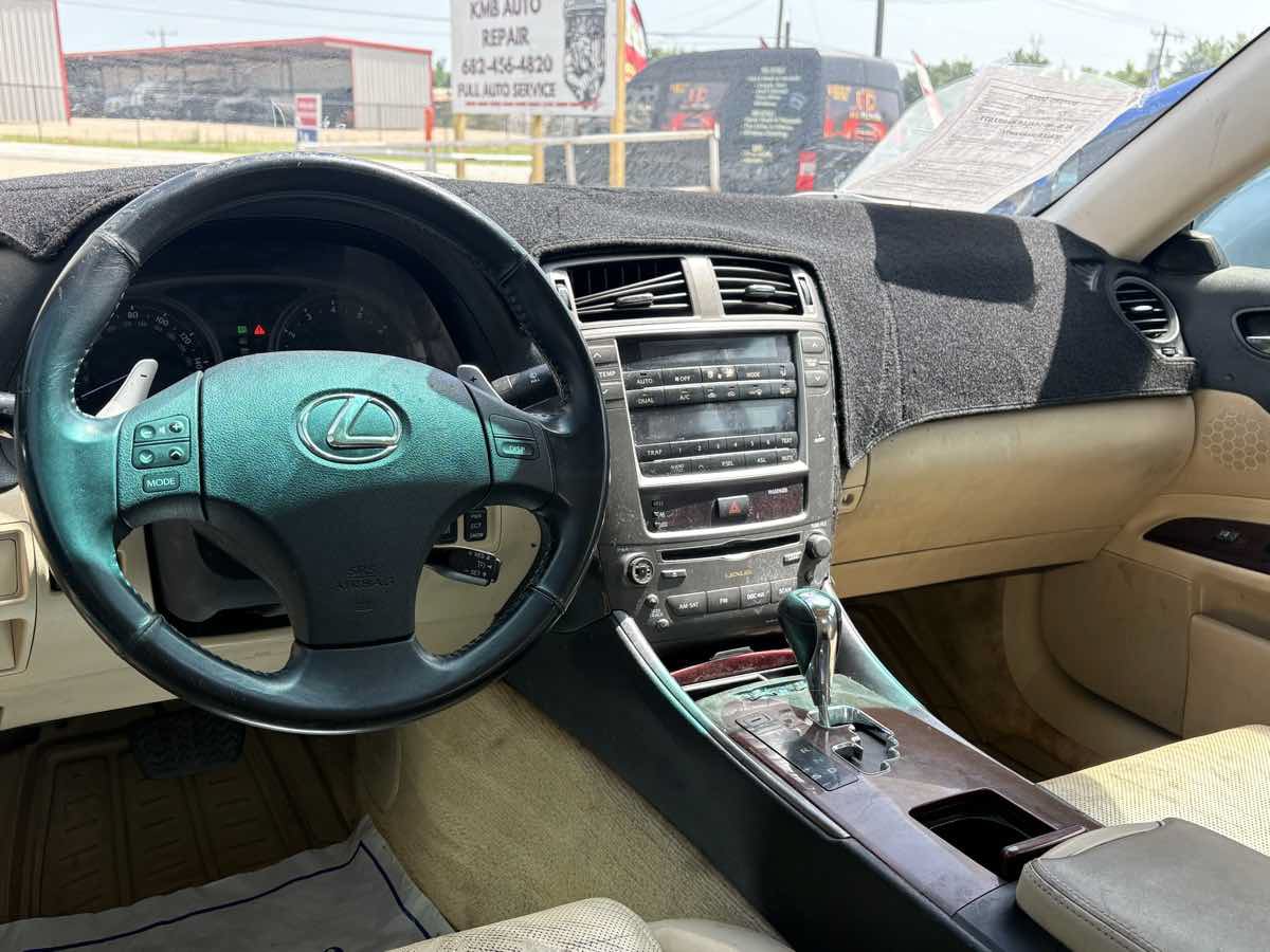 Used 2007 Lexus IS 250 RWD image 18