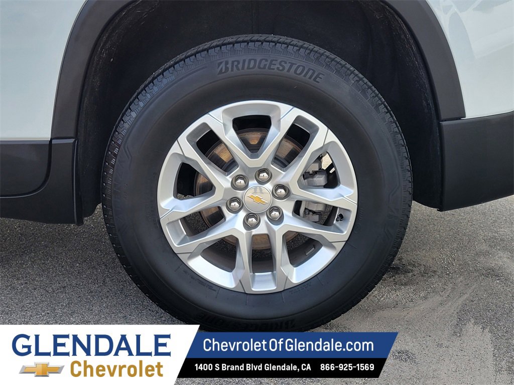 Certified 2023 Chevrolet Traverse LS image 6