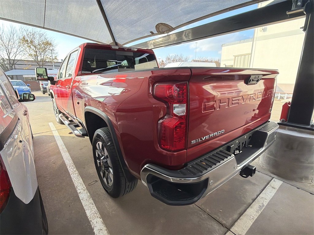 Used 2021 Chevrolet Silverado 2500 LT w/ Texas Edition image 4