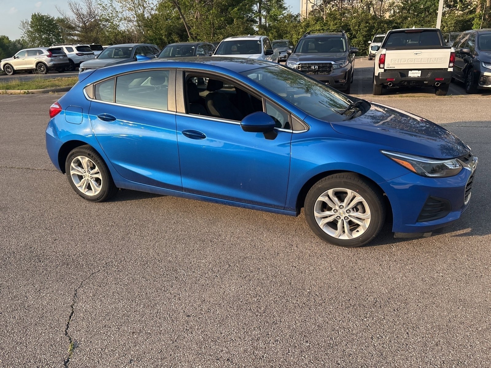 Used 2019 Chevrolet Cruze LT FWD image 20