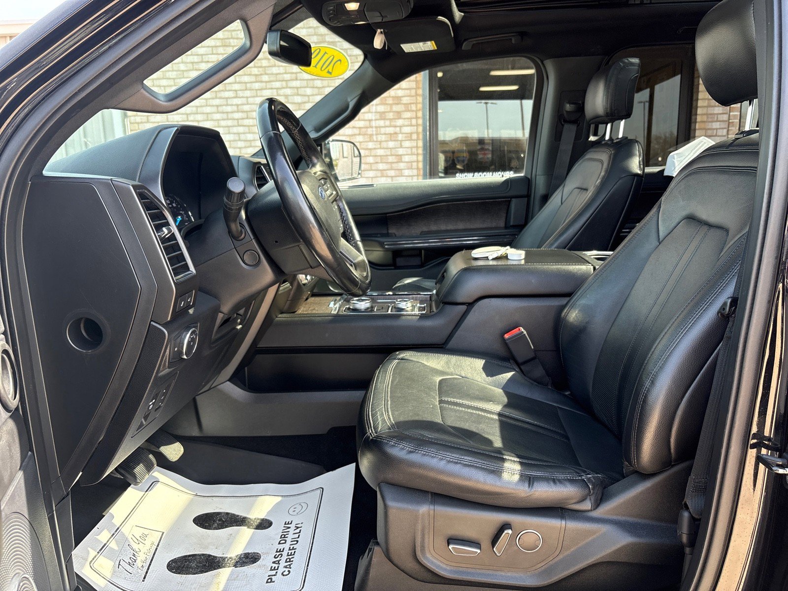 Used 2019 Ford Expedition Max Limited image 3