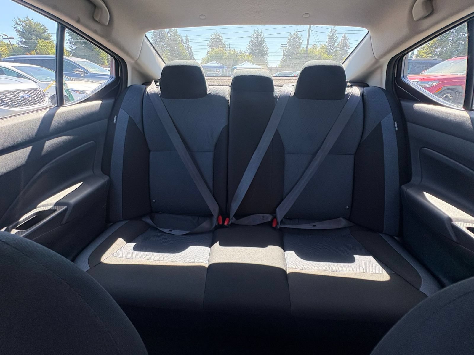 Used 2025 Nissan Versa SV FWD image 36
