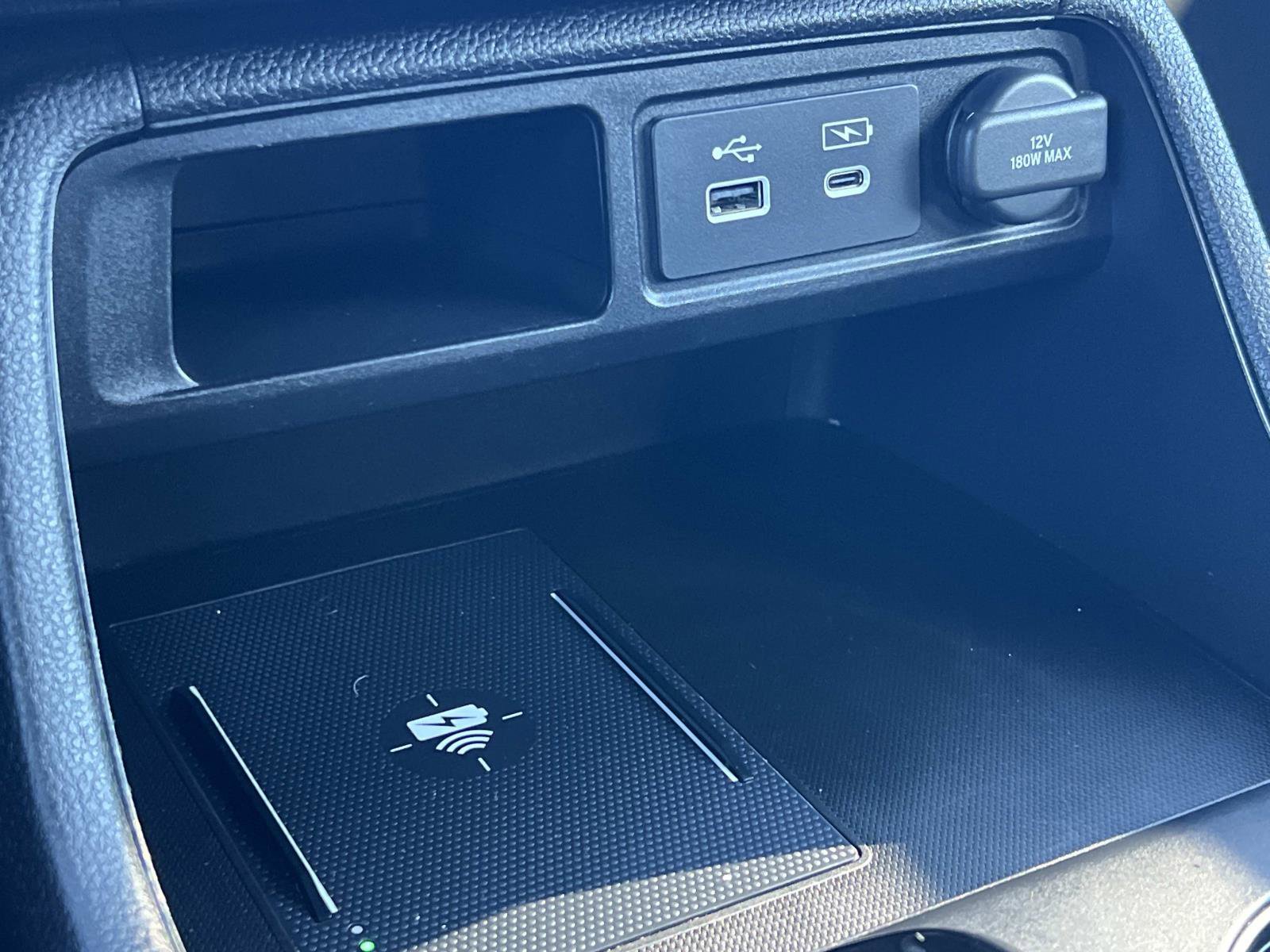 Used 2023 Honda Pilot TrailSport image 17