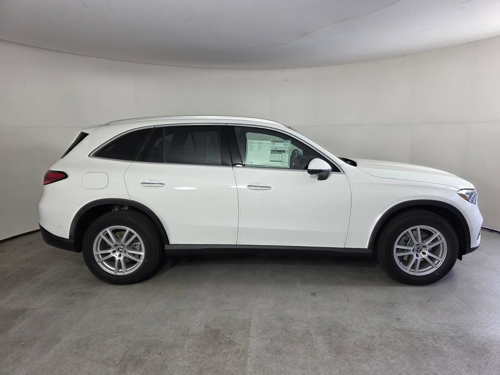 New 2026 Mercedes-Benz GLC 300 4MATIC image 3