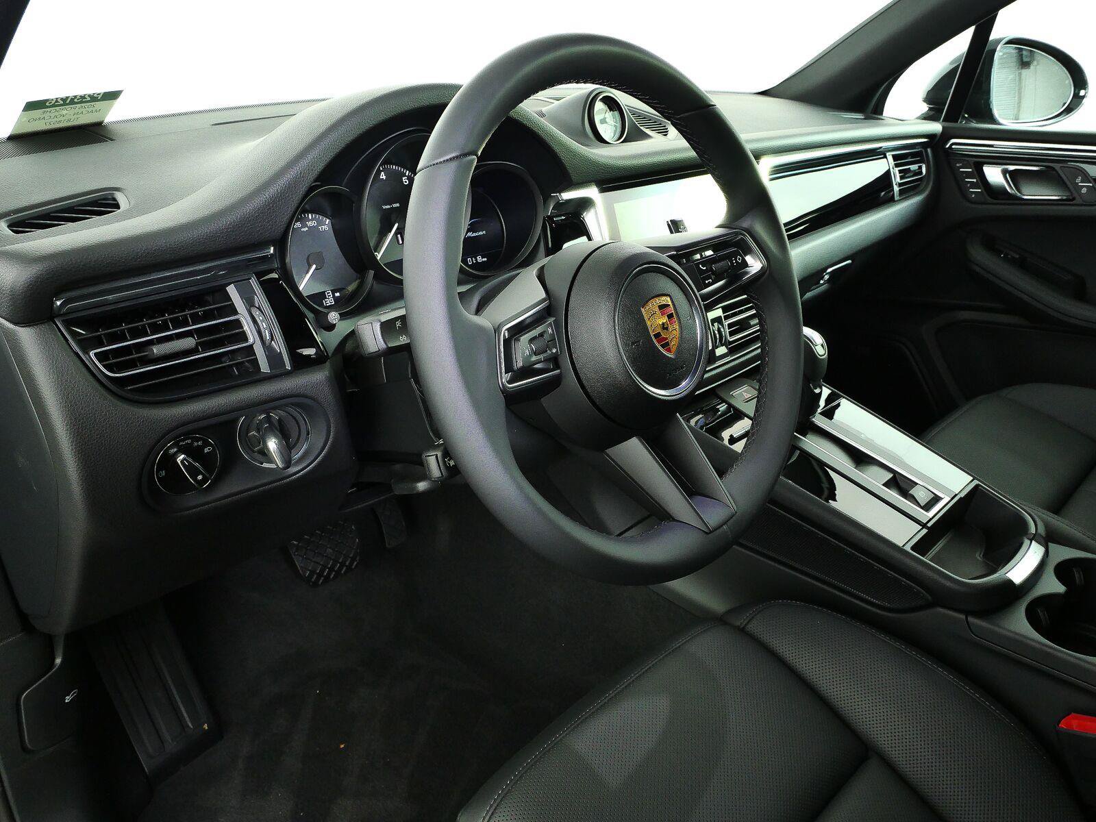 New 2026 Porsche Macan Turbo AWD/4WD image 4