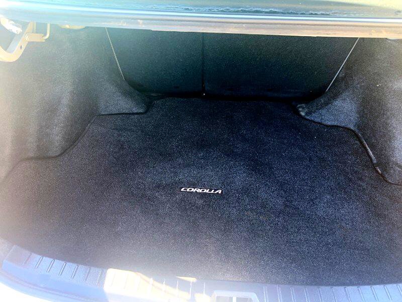 Used 2013 Toyota Corolla LE image 8
