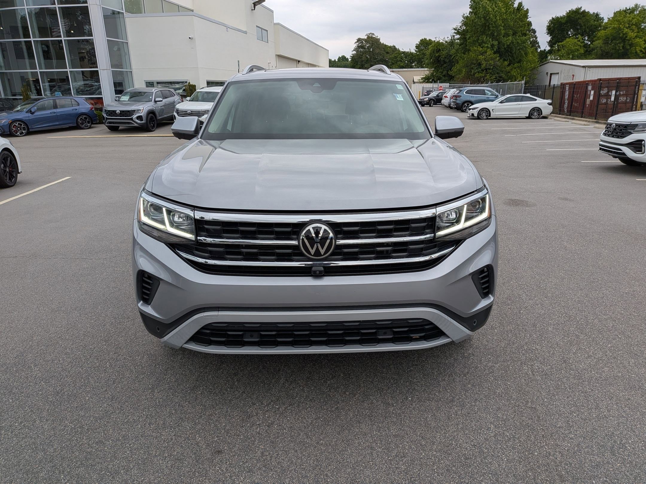 Used 2021 Volkswagen Atlas SEL Premium AWD/4WD image 8