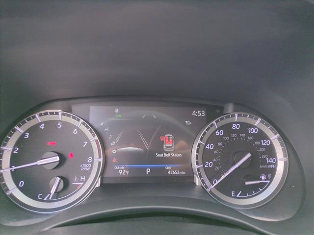 Used 2022 Toyota Highlander XLE FWD image 11