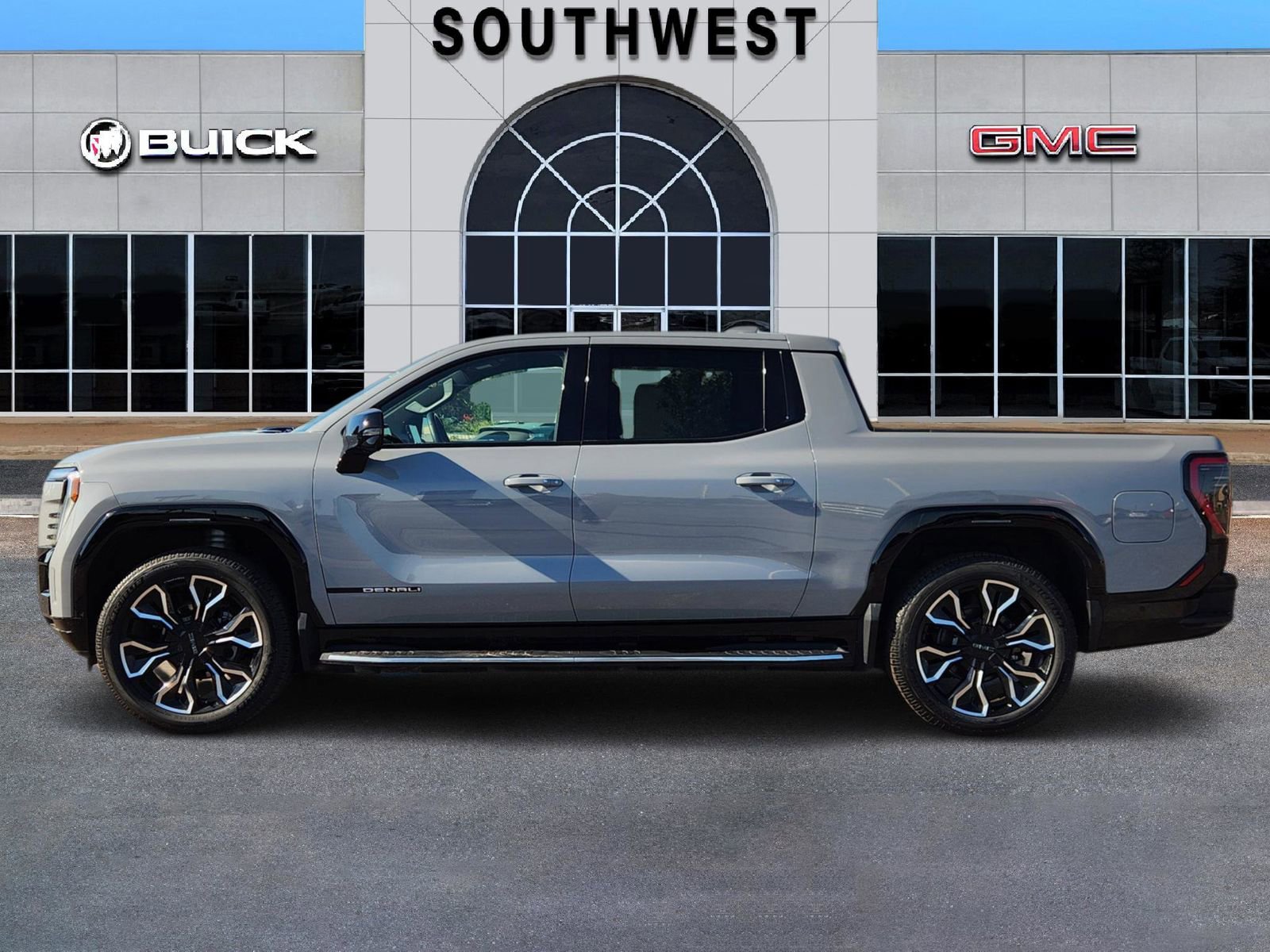 New 2025 GMC Sierra EV Denali image 3