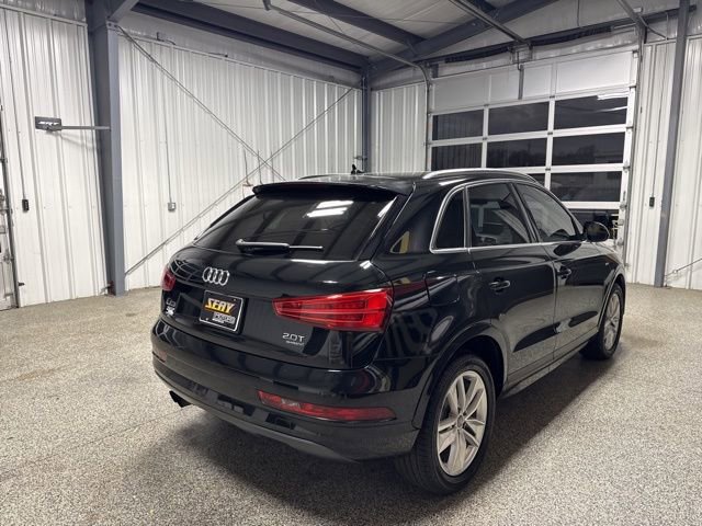 Used 2018 Audi Q3 2.0T Premium Plus w/ Premium Plus Package image 23