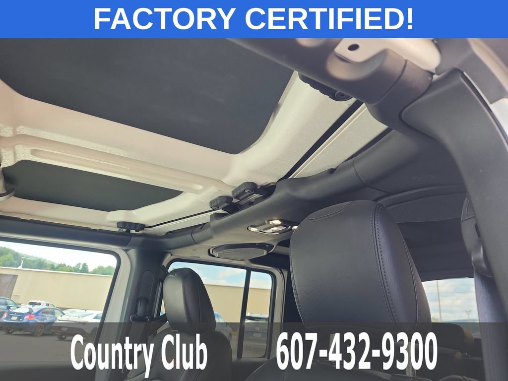 Used 2023 Jeep Gladiator Rubicon w/ Cold Weather Group AWD/4WD image 12