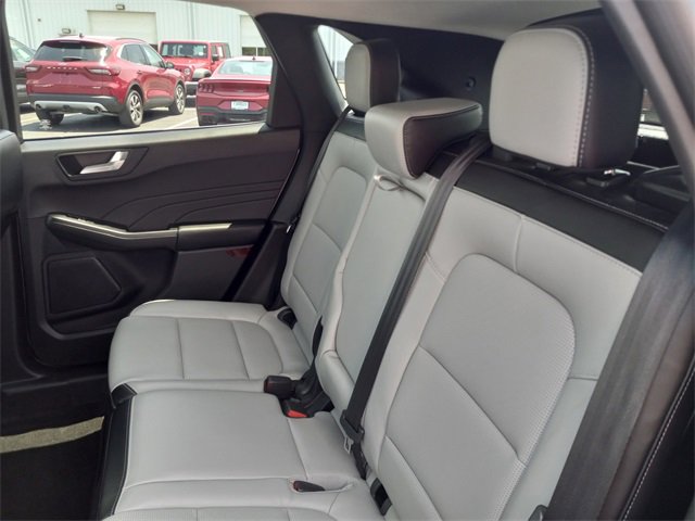 Used 2023 Ford Escape Platinum image 14