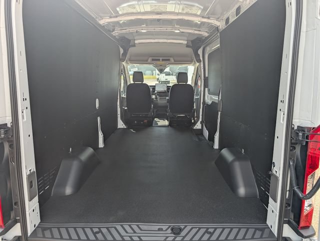 New 2026 Ford Transit 250 148 Medium Roof Extended AWD w/ Load Area Protection Package image 10