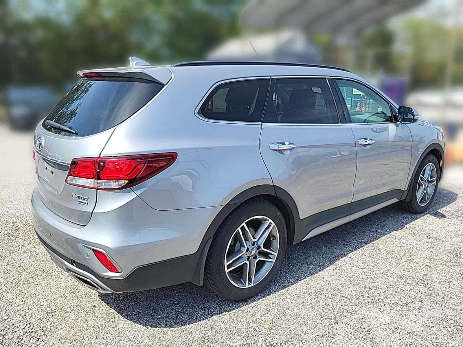 Used 2019 Hyundai Santa Fe XL FWD image 3