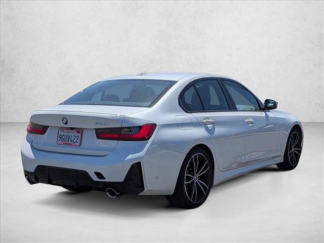 Used 2023 BMW 330i Sedan w/ M Sport Package RWD image 4