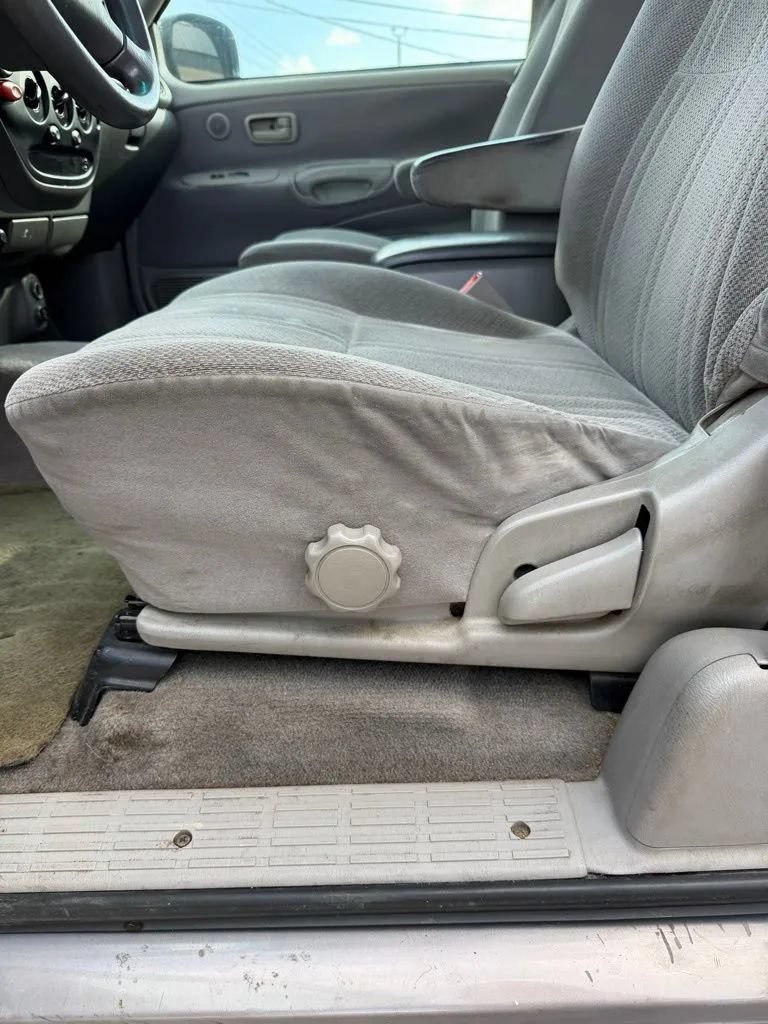 Used 2000 Toyota Tundra SR5 RWD image 12