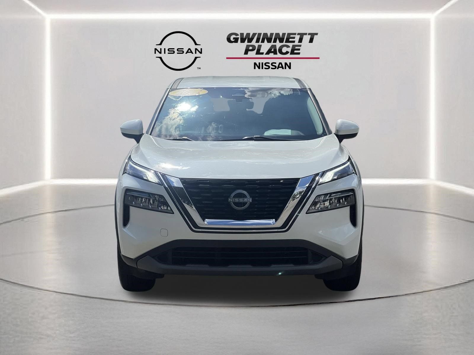 Certified 2023 Nissan Rogue SV FWD image 28