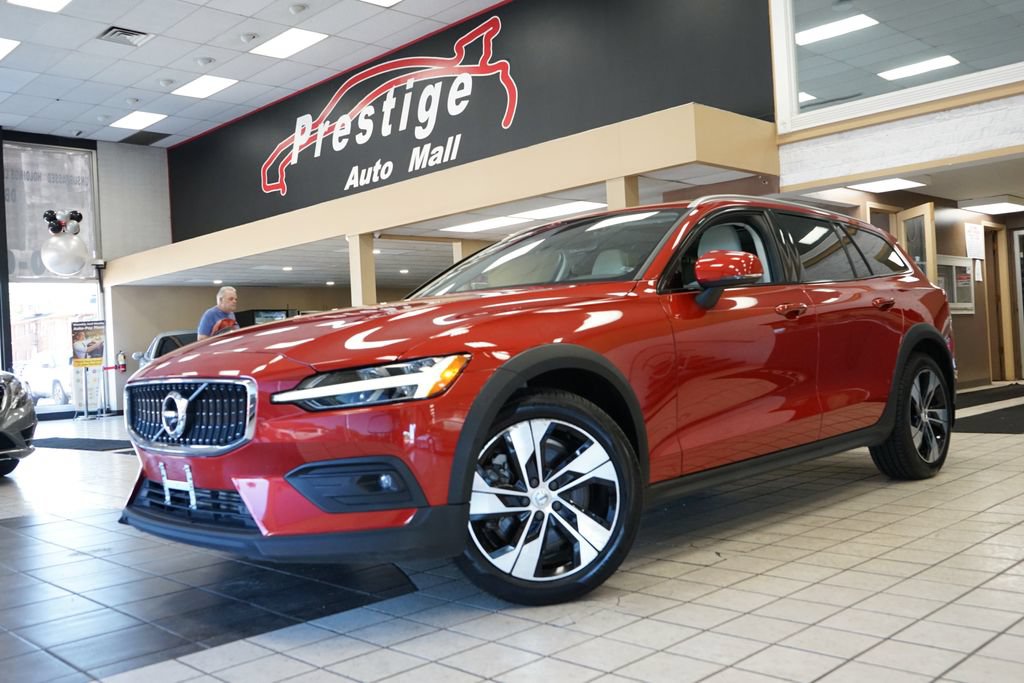 Used 2022 Volvo V60 T5 Cross Country AWD/4WD image 22