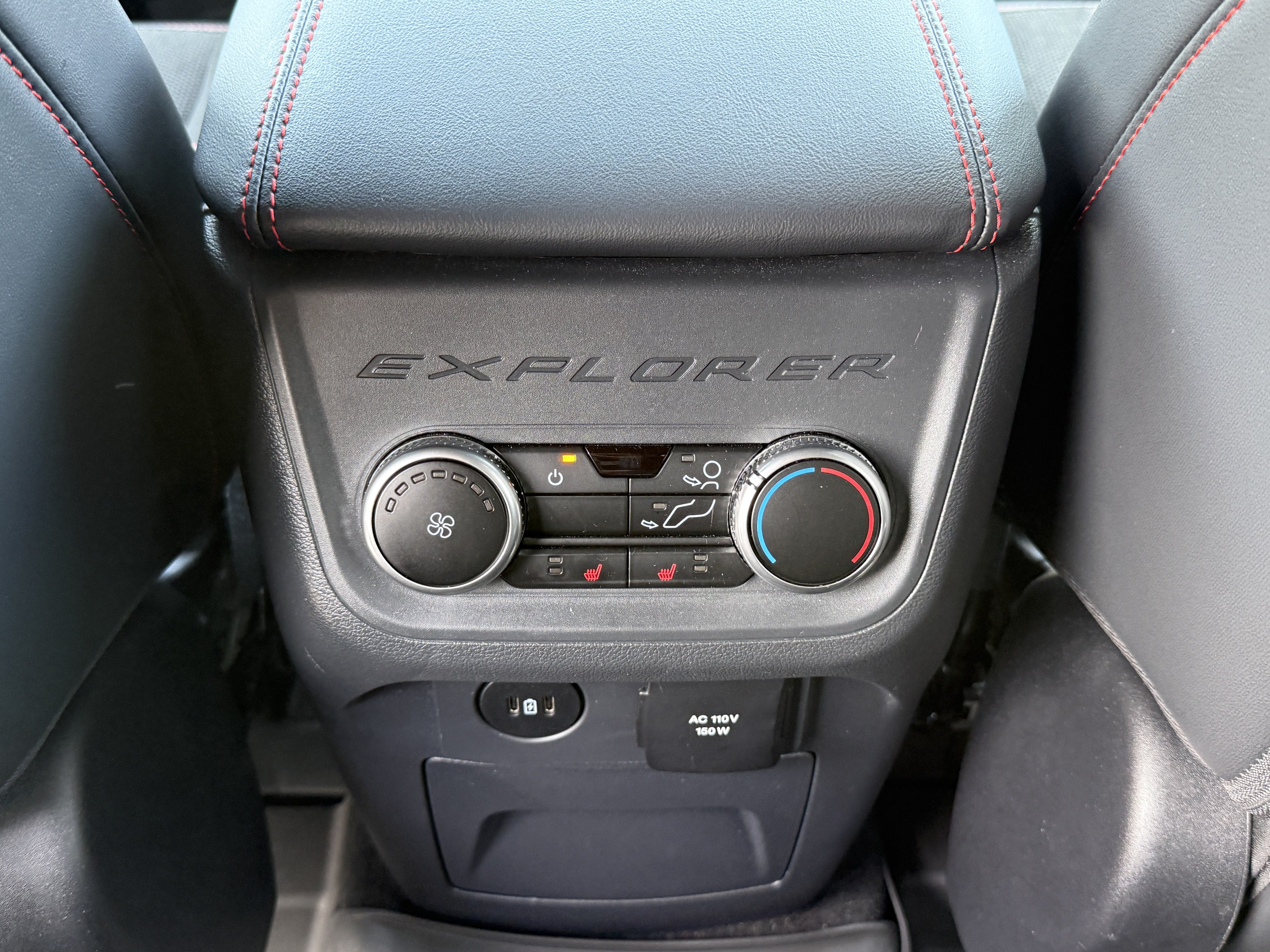 Used 2025 Ford Explorer ST AWD/4WD image 17