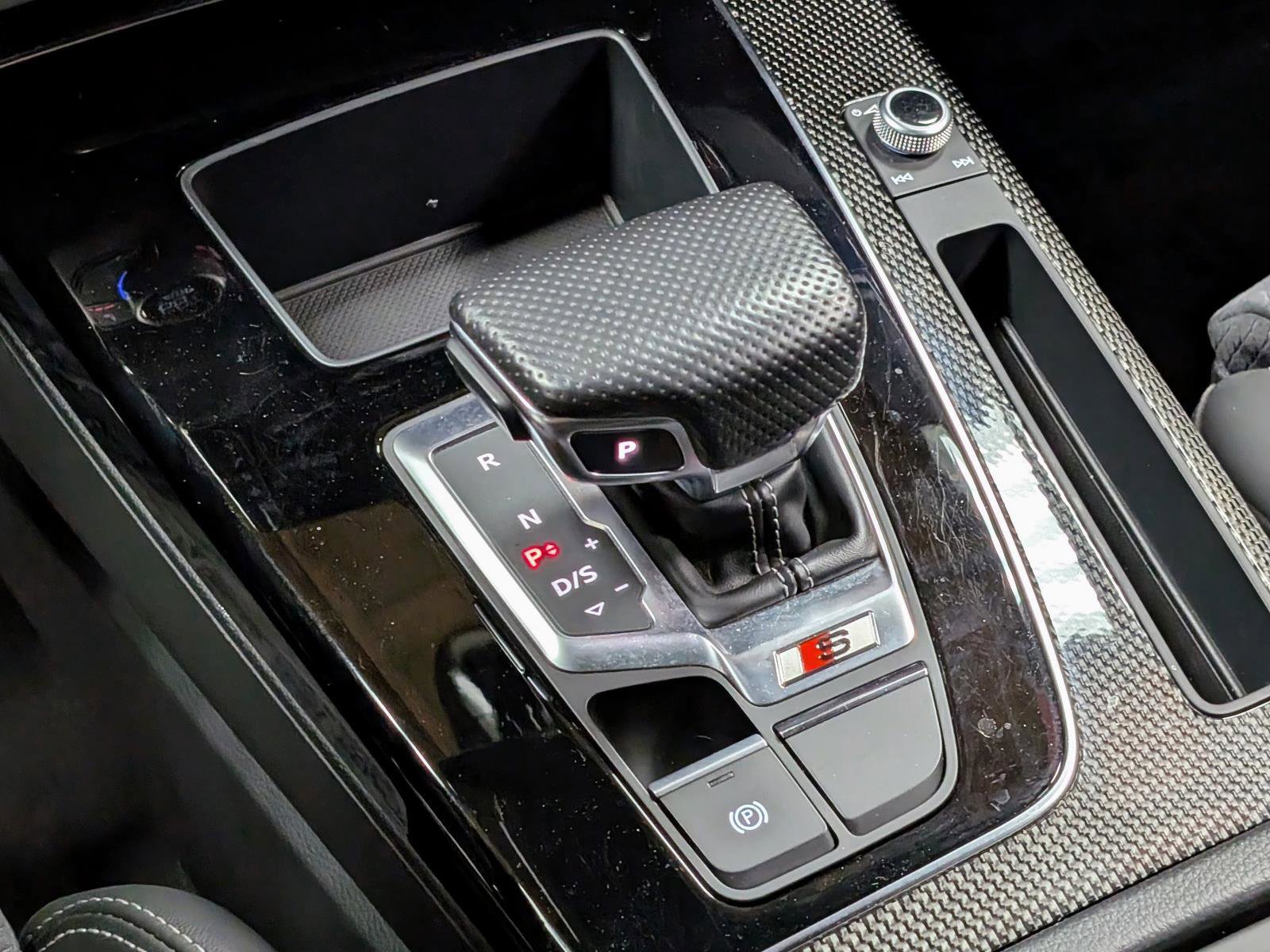 Used 2022 Audi SQ5 Premium w/ Convenience Package image 27