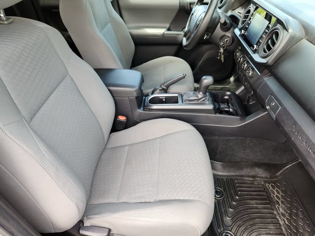Used 2020 Toyota Tacoma SR AWD/4WD image 25