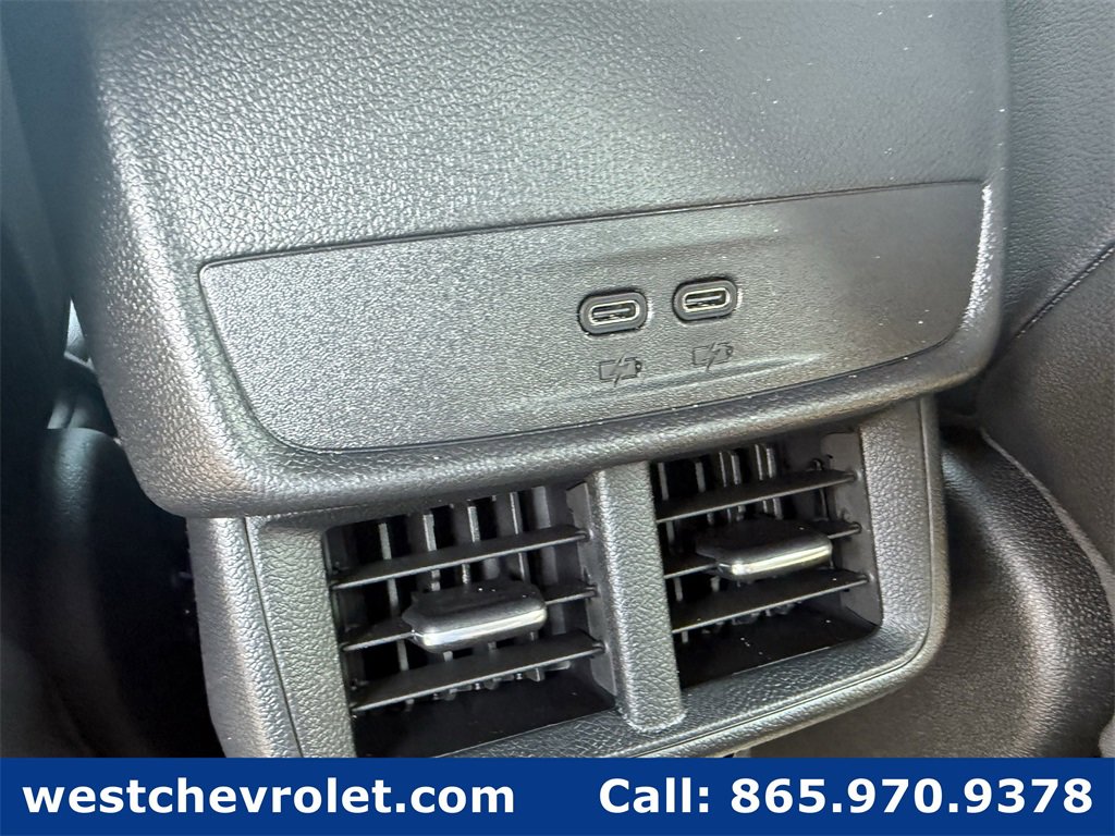 New 2026 Chevrolet Equinox ACTIV w/ Safety and Technology Package image 13