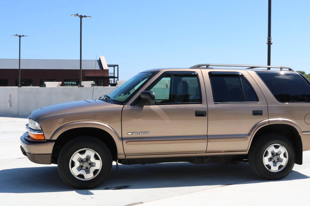 Used 2004 Chevrolet Blazer LS w/ Preferred Equipment Group AWD/4WD image 21