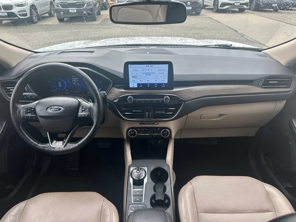 Used 2020 Ford Escape Titanium w/ Titanium Premium Package 2.0 AWD/4WD image 19