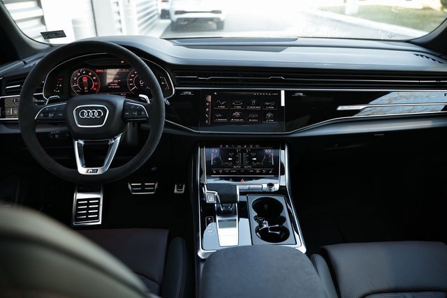 New 2026 Audi RS Q8 performance image 28