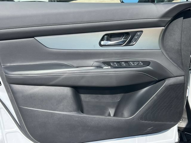 New 2026 Nissan Murano Platinum w/ Cargo Package AWD/4WD image 14