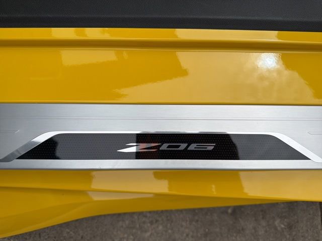 Used 2026 Chevrolet Corvette Z06 w/ Chrome Exterior Badge Package RWD image 17