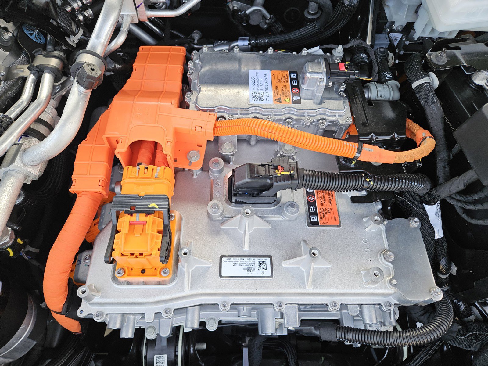 New 2026 Cadillac Lyriq Sport w/ LPO, Floor Liner Package image 21