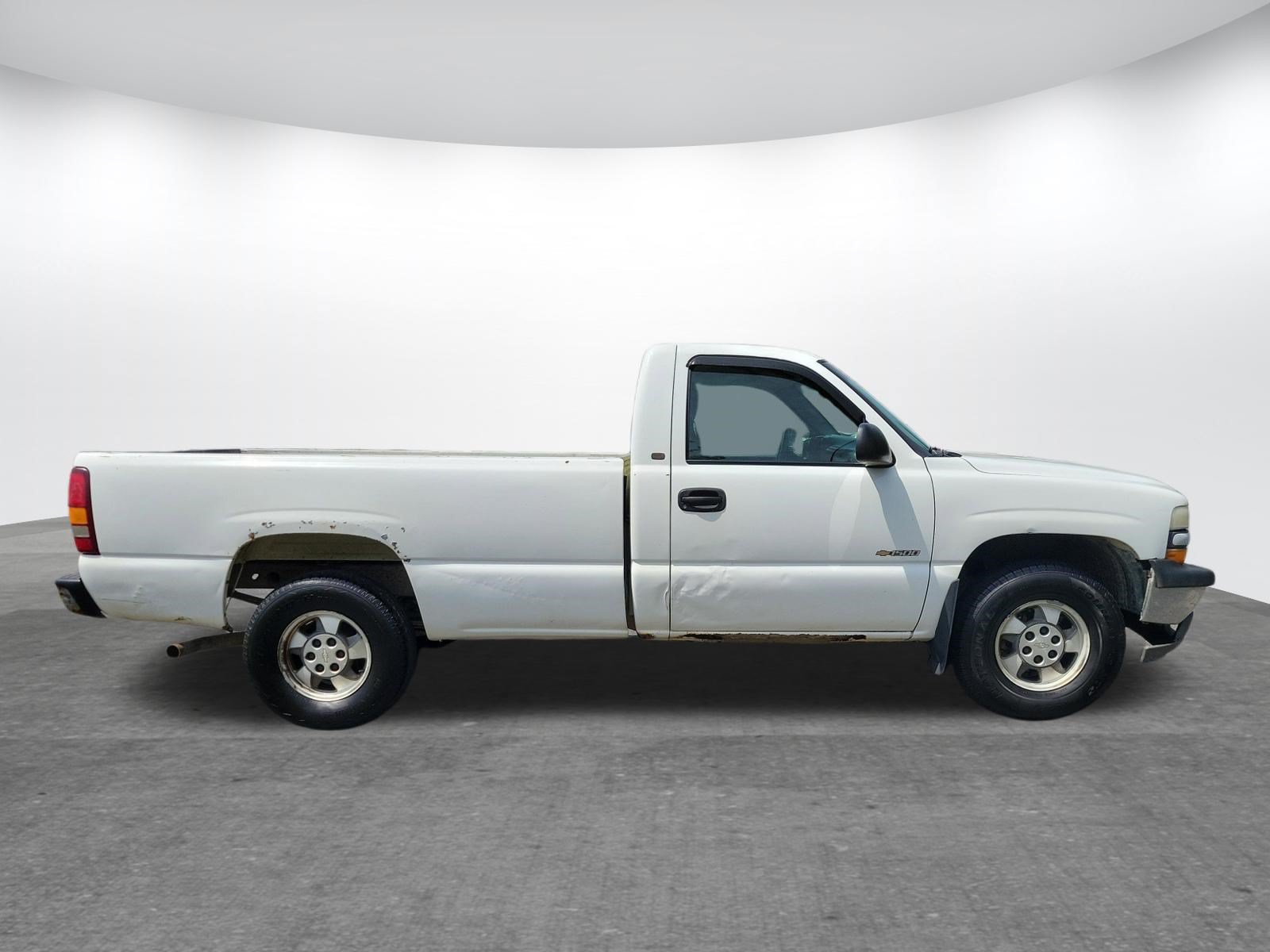 Used 2001 Chevrolet Silverado 1500 4x4 Regular Cab w/ Firm Ride Suspension Pkg image 14