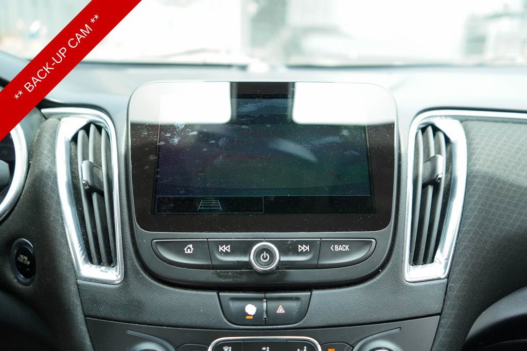 Used 2021 Chevrolet Malibu LT FWD image 20