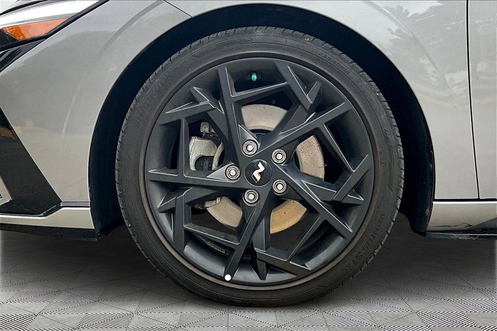 Used 2024 Hyundai Elantra N Line image 9