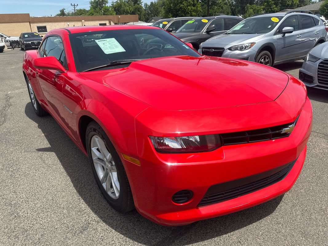 Used 2015 Chevrolet Camaro LS RWD image 5