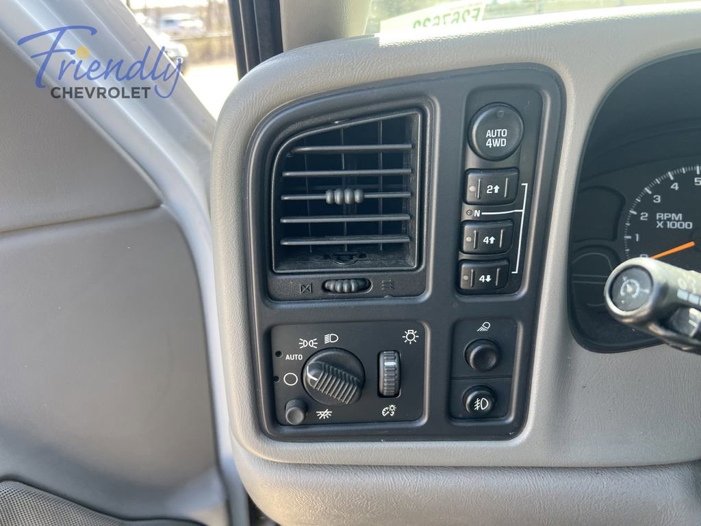 Used 2003 Chevrolet Silverado 1500 LT w/ Off-Road Package AWD/4WD image 16