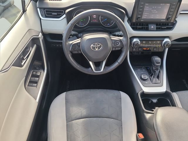 Used 2021 Toyota RAV4 XLE w/ Convenience Package image 19