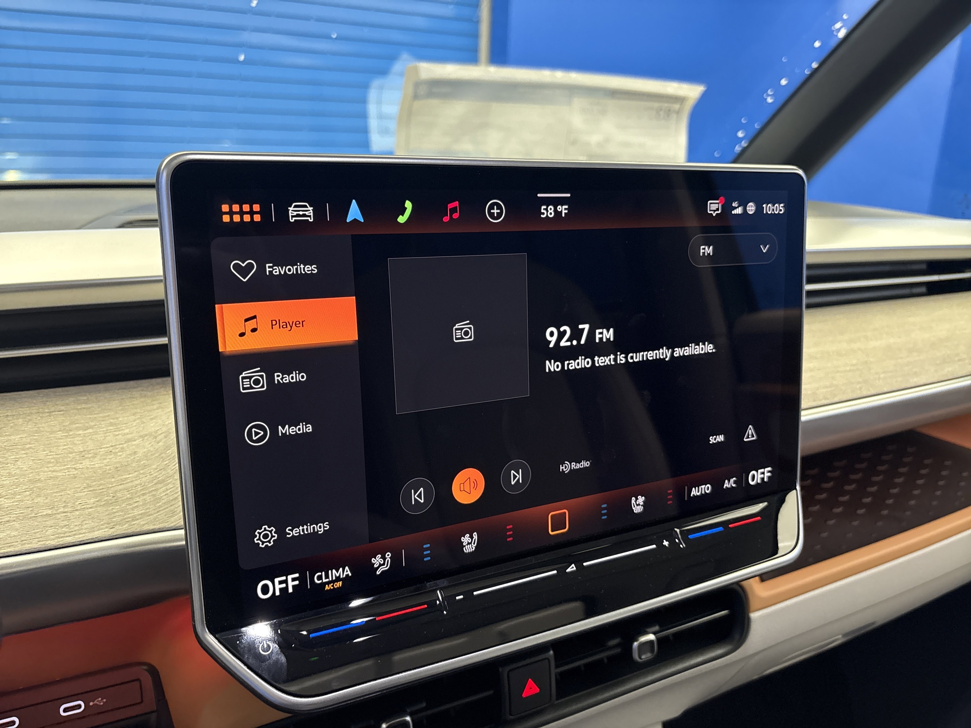 New 2025 Volkswagen ID. Buzz 1st Edition image 18