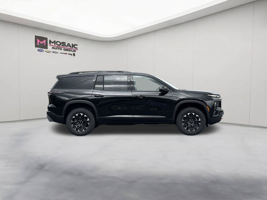 New 2027 Chevrolet Traverse Z71 w/ Enhanced Driving Package AWD/4WD image 9