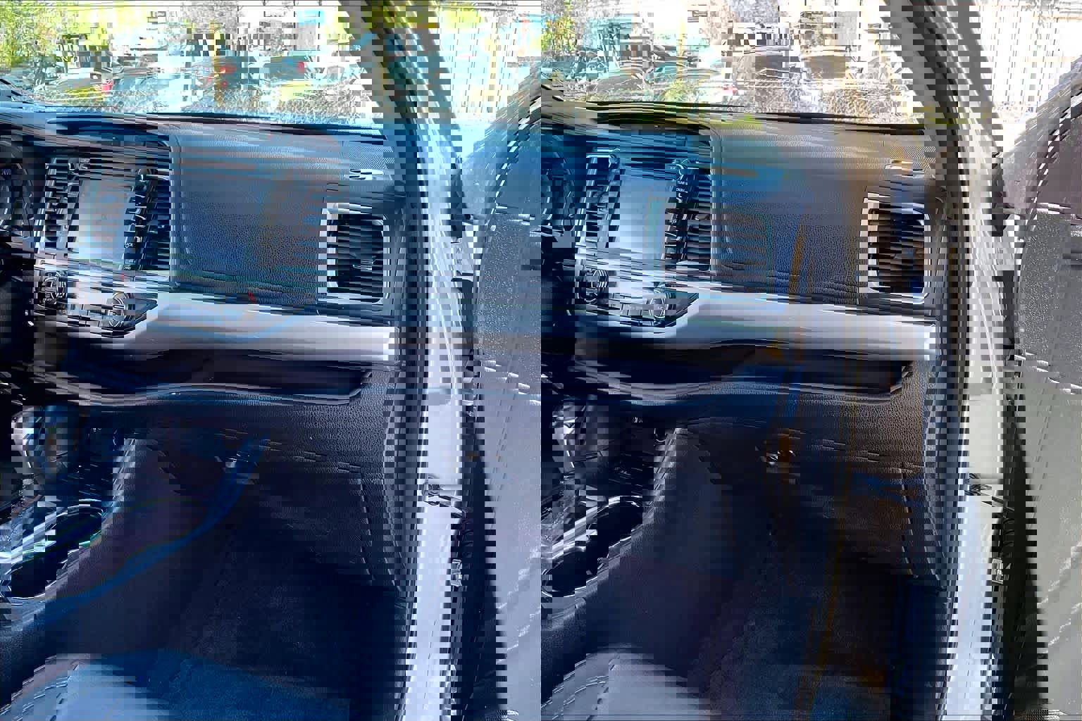 Used 2016 Toyota Highlander XLE image 18