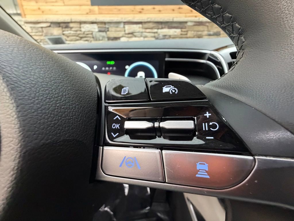 Used 2024 Hyundai Tucson Limited image 24