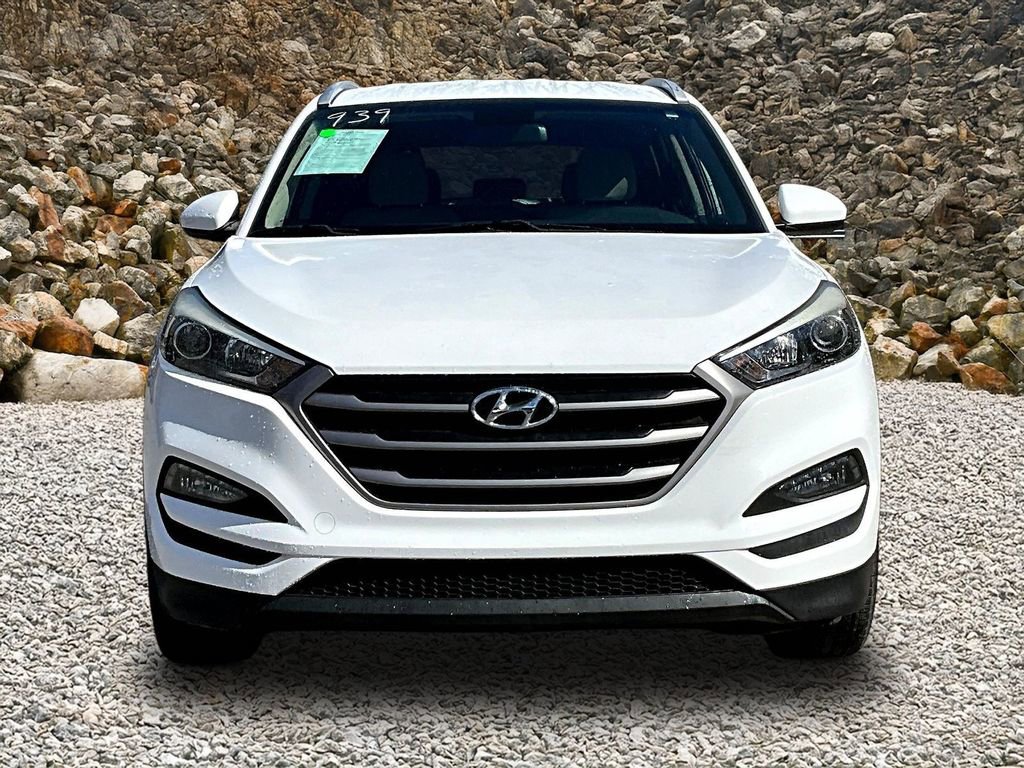 Used 2017 Hyundai Tucson SE image 3