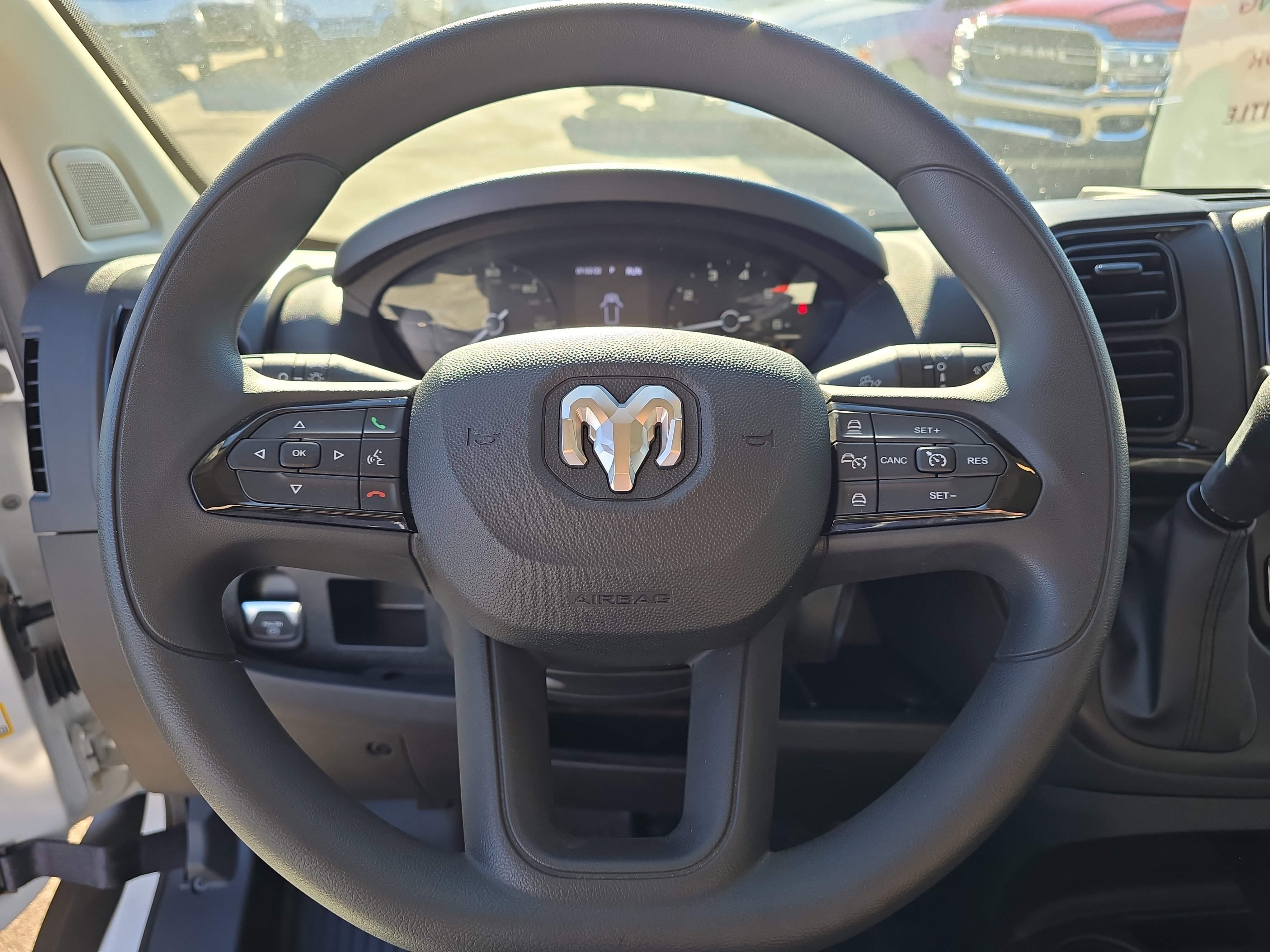 Used 2025 RAM ProMaster 2500 w/ Convenience Group image 15