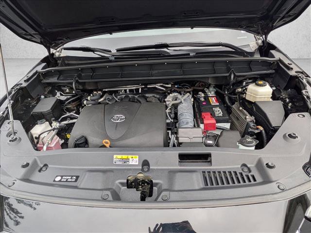 Used 2022 Toyota Highlander XLE image 25