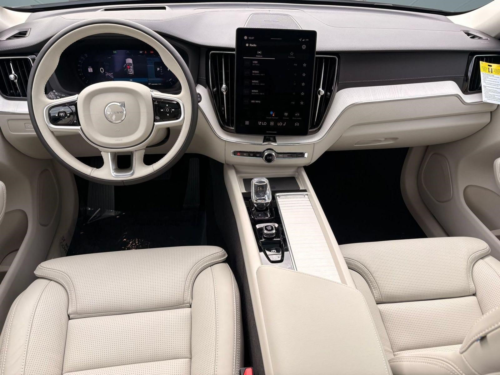Certified 2026 Volvo XC60 B5 Ultra w/ Climate Package AWD/4WD image 16