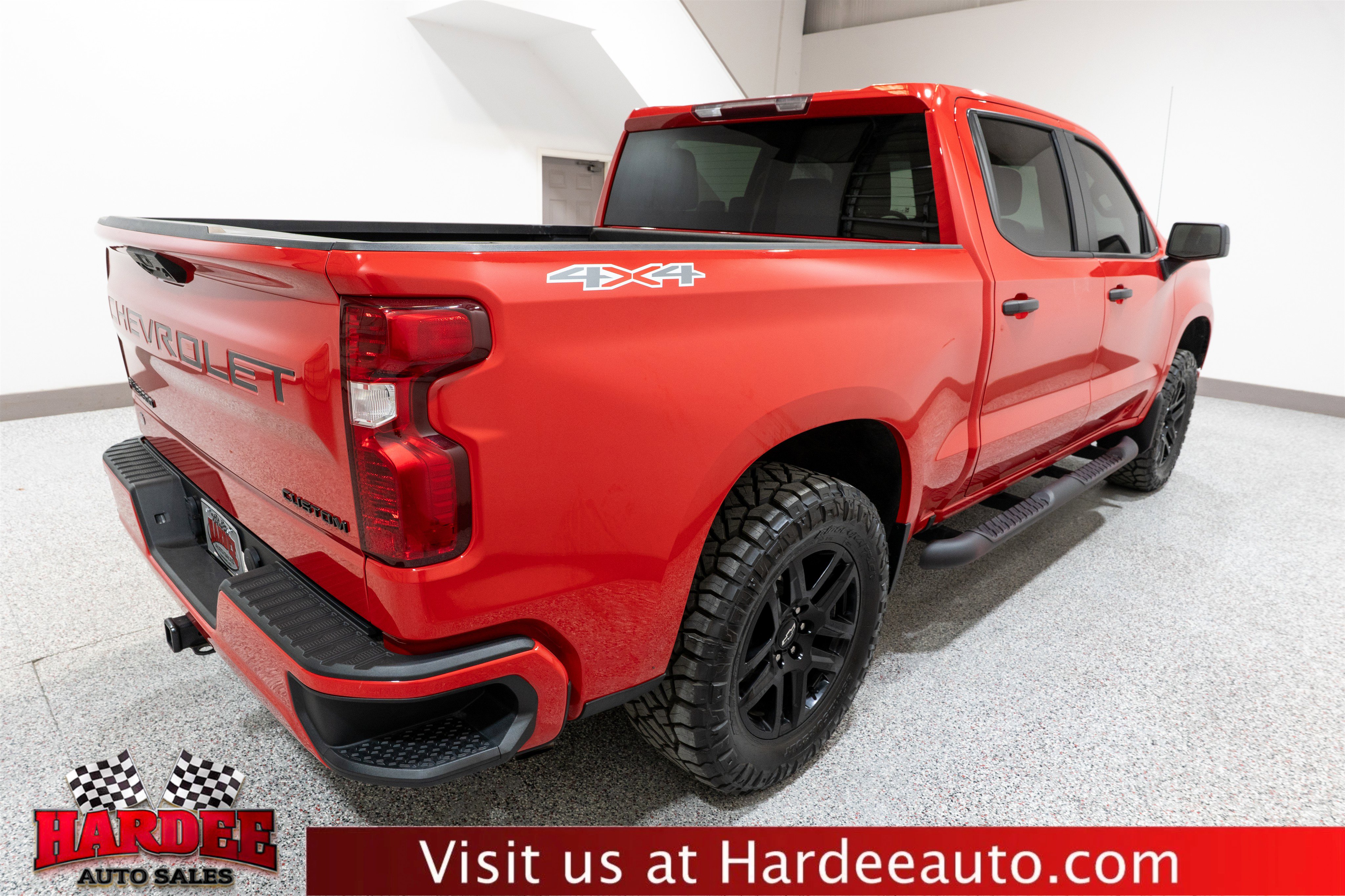 Used 2023 Chevrolet Silverado 1500 Custom w/ LPO, Dark Essentials Package image 5