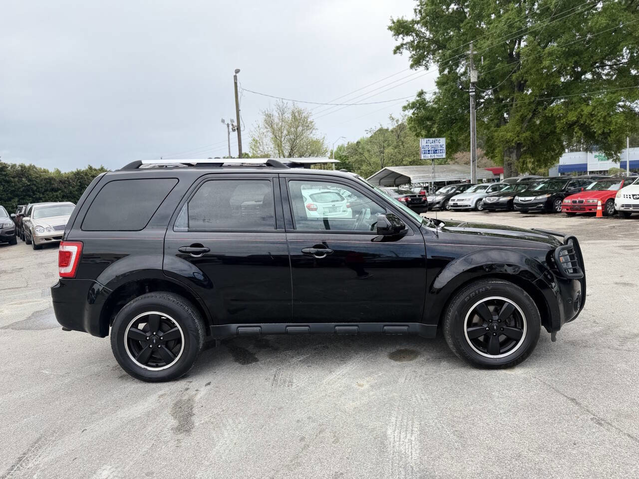 Used 2010 Ford Escape Limited AWD/4WD image 4