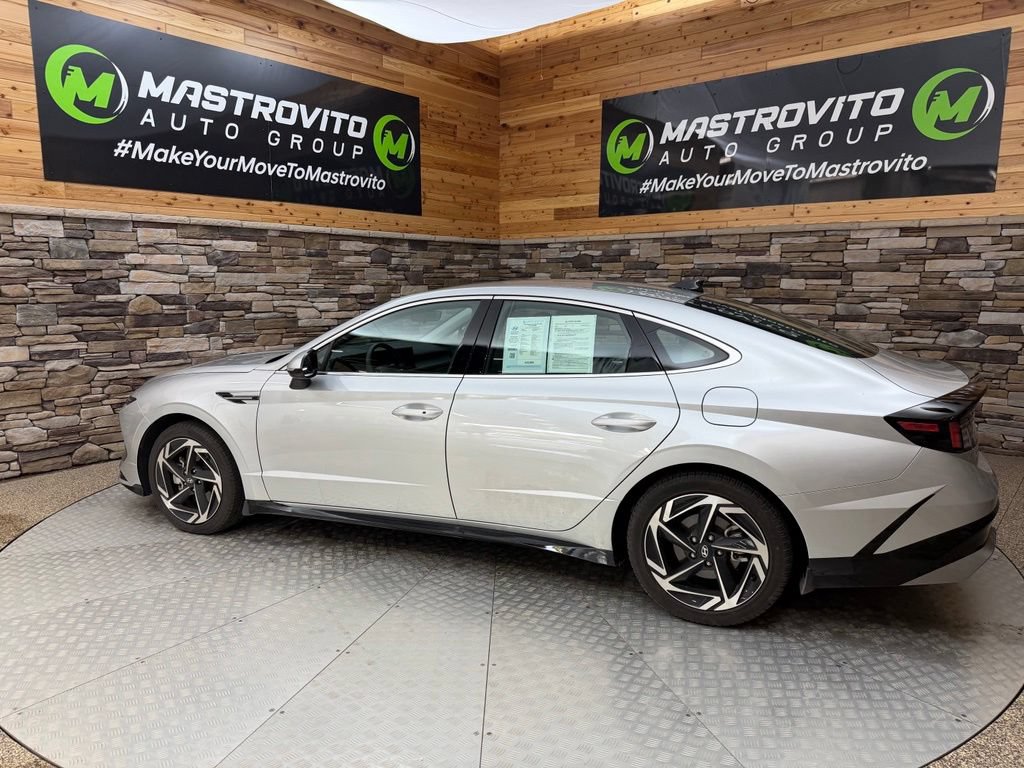 Used 2026 Hyundai Sonata SEL FWD image 5