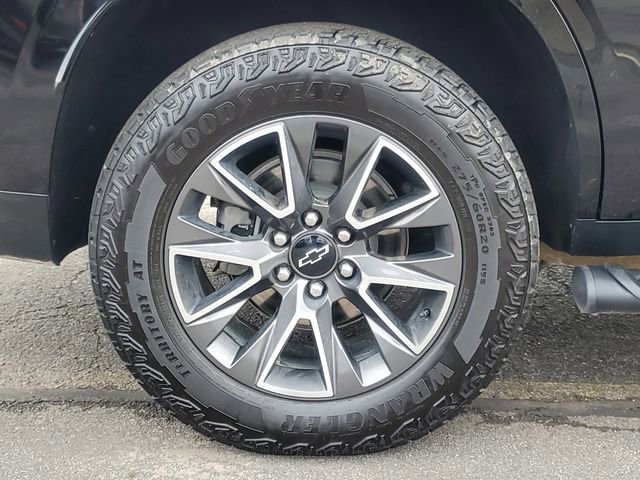 Used 2024 Chevrolet Tahoe Z71 w/ Luxury Package image 6